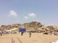 ŞEYTAN TAŞLAMA - Hacıların Arafat Heyecanı