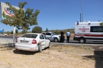 Şanlıurfa'da Trafik Kazası Açıklaması 2 Yaralı
