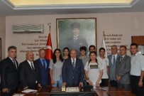 AMIR ÇIÇEK - Vali Babadan Başarıya Ödül