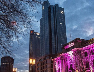 'ABD ile Deutsche Bank 5,4 milyar dolarlık anlaşmaya yakın'