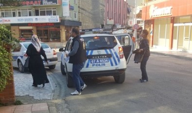 Alaplı'da 5 Sağlıkçı Gözaltına Alındı