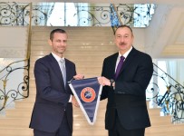 ALIYEV - Aliyev UEFA Başkanını Kabul Etti