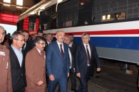 TÜRKIYE VAGON - Bakan Müezzinoğlu Milli Treni İnceledi