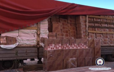 Doğubayazıt'ta 498 Bin Paket Kaçak Sigara Ele Geçirildi
