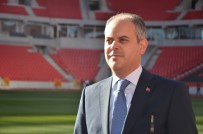 ALPAY ÖZALAN - Eskişehirspor'un Yeni Stadını Ve Yurtları Gezdi