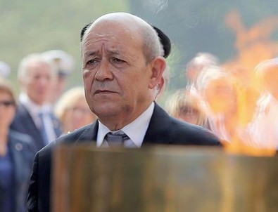 Fransa Savunma Bakanı Drian: Musul'a büyük operasyon çok yakında