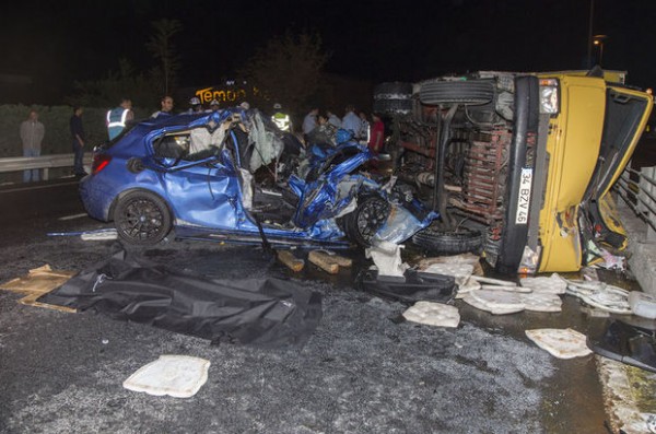 E-5'te feci kaza: 2 ölü, 2 yaralı!