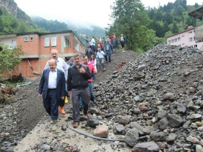 Trabzon'daki Şiddetli Yağış Heyelanlara Neden Oldu