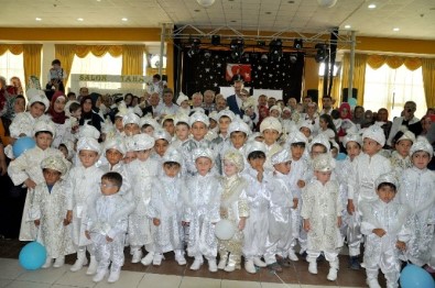 Karacabey Belediyesi'nden Toplu Sünnet Şöleni