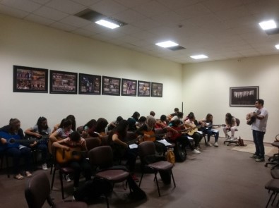 Nevşehir'de Gençler Gitar Eğitimine Büyük İlgi Gösteriyor