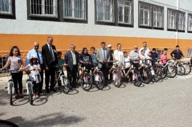 Şehit Ve Gazi Çocuklarına 125 Adet Bisiklet Dağıtıldı