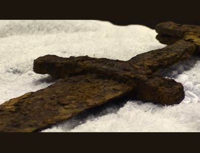 Bin yıllık Viking kılıcı bulundu