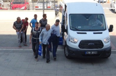 Edirne'de FETÖ/PDY'den Gözaltına Alınan 5 Polis Adliyeye Sevk Edildi