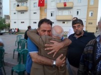 İSMAİL TAMER - Milletvekili Tamer'den Şehit Evine Taziye Ziyareti