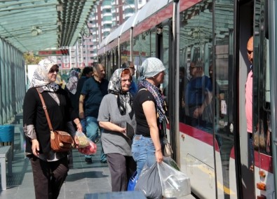 Tramvayda Mevcut Ücretlere Zam Yok