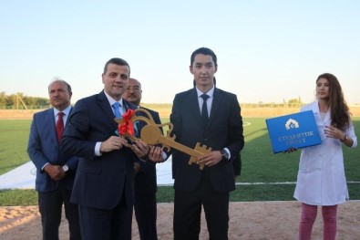 Ahmet Yesevi Üniversitesi'nde Yeni Öğretim Yılı İle Yesevi Stadyumu Açılışı Yapıldı