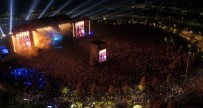 ALTERNATIF ROCK - MFÖ, Yıllara Meydan Okuyan Şarkılarıyla EXPO'yu Coşturdu