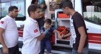 UÇAKSAVAR - Otomobilin Çarptığı Suriyeli Çocuk Yaralandı