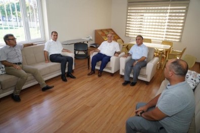 Tut Heyeti Engelsiz Yaşam Merkezi'ni Ziyaret Etti