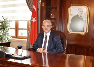 Vali Güvençer, Manisa'nın Düşman İşgalinden Kurtuluşunu Kutladı