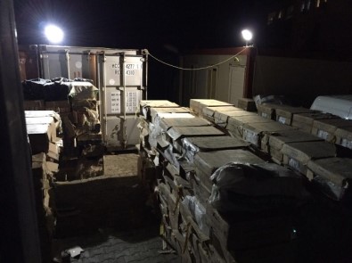 Van'da 138 Bin 500 Paket Kaçak Sigara Ele Geçirildi