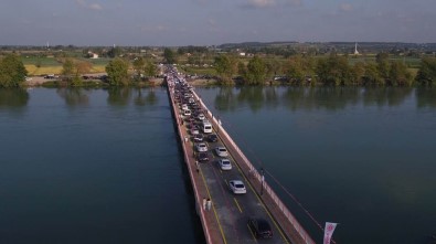 Bafra'da 100 yıldır hasreti çekilen köprünün açılışı yapıldı