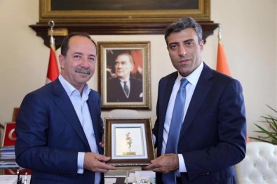 CHP Genel Başkan Yardımcısı Yılmaz'dan Başkan Gürkan'a Ziyaret