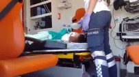 AMBULANS HELİKOPTER - Kaynayan Pekmez Kazanına Düşen Çocuk Ağır Yaralandı