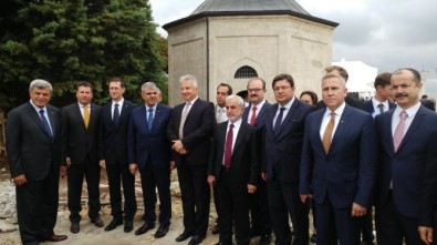 Başkan Karaosmanoğlu, Macaristan Ve Romanya'da Resmi Temaslarda Bulundu