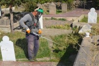 KıRANARDı - Bölge Mezarlıkları Kabir Ziyaretlerine Hazır