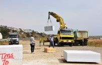 TAŞ HEYKEL SEMPOZYUMU - Mermer Bloklar Sahil Marinaya Yerleştirildi