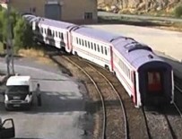 PKK - Muş'ta PKK trene saldırdı