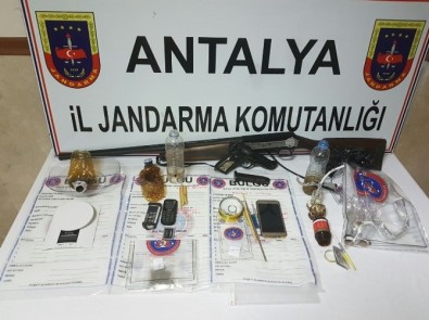 Antalya'da Uyuşturucu Operasyonu Açıklaması 11 Gözaltı