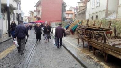 Aydın'da Kar Ve Soğuk Hava Pazarı Vurdu
