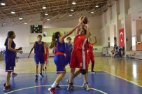 ENDÜSTRI MESLEK LISESI - Basketbolda Mehmet Meryem Kayhan Ortaokulu İl Birincisi