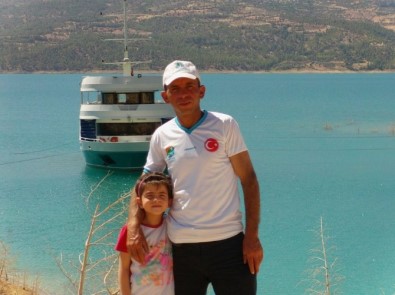 Ermenek'teki Yangında Baba İle İki Kızının Cesedine Ulaşılamadı