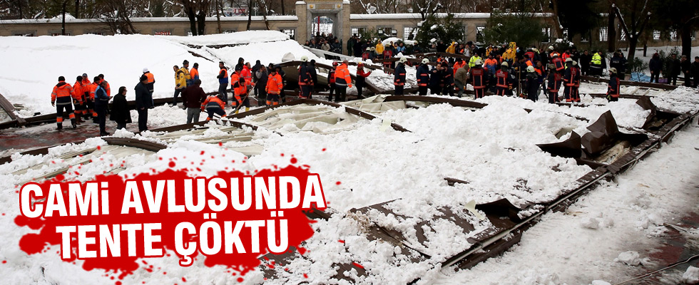 İstanbul'da cami avlusundaki tente çöktü