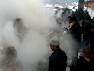 Karaman'da ev yangını: 3 ölü