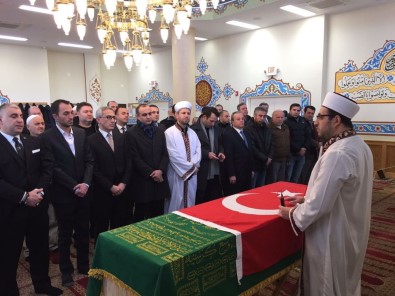 Osmanlı Hanedan Reisi Beyazid Osmanoğlu'na Veda