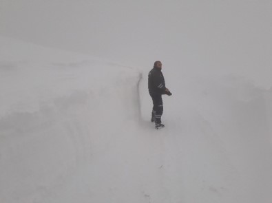 YEDAŞ Ekiplerinin Karla İmtihanı