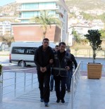 ŞEKERHANE MAHALLESİ - Alanya'da Silahlı Saldırı Şüphelileri Teslim Oldu