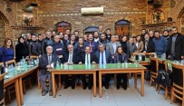 YAPIŞIK İKİZLER - Başkan Cahan, Uşak'taki Basın Mensuplarıyla Buluştu