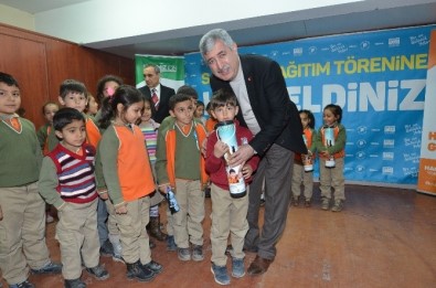 'Bir Gülücük Yeter' Projesi Kapsamında 7 Bin Adet Satranç Takımı Dağıtılacak