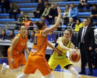 BIRSEL VARDARLı - Fenerbahçe İtalyan Ekibi Devirdi