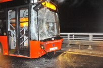 ZİNCİRLEME KAZA - İzmir'de korkunç kaza... Tam 5 araç