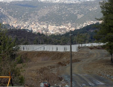 Suriye sınırına 12 kilometre uzunluğunda duvar
