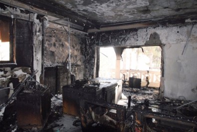 Tadilatı Tamamlanan Halk Eğitim Merkezinde Yangın Çıktı