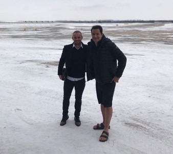 Acun Ve Sneijder'in Uçağı Çorlu'ya İndi