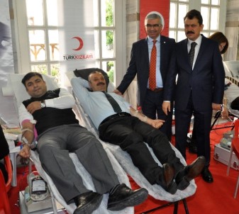 Adana Adliyesi'nde Kan Bağışı Kampanyası