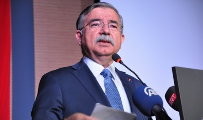 Bakan Yılmaz Yeni Müfredatı Yarın Açıklayacak